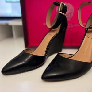Vince Camuto Solanna